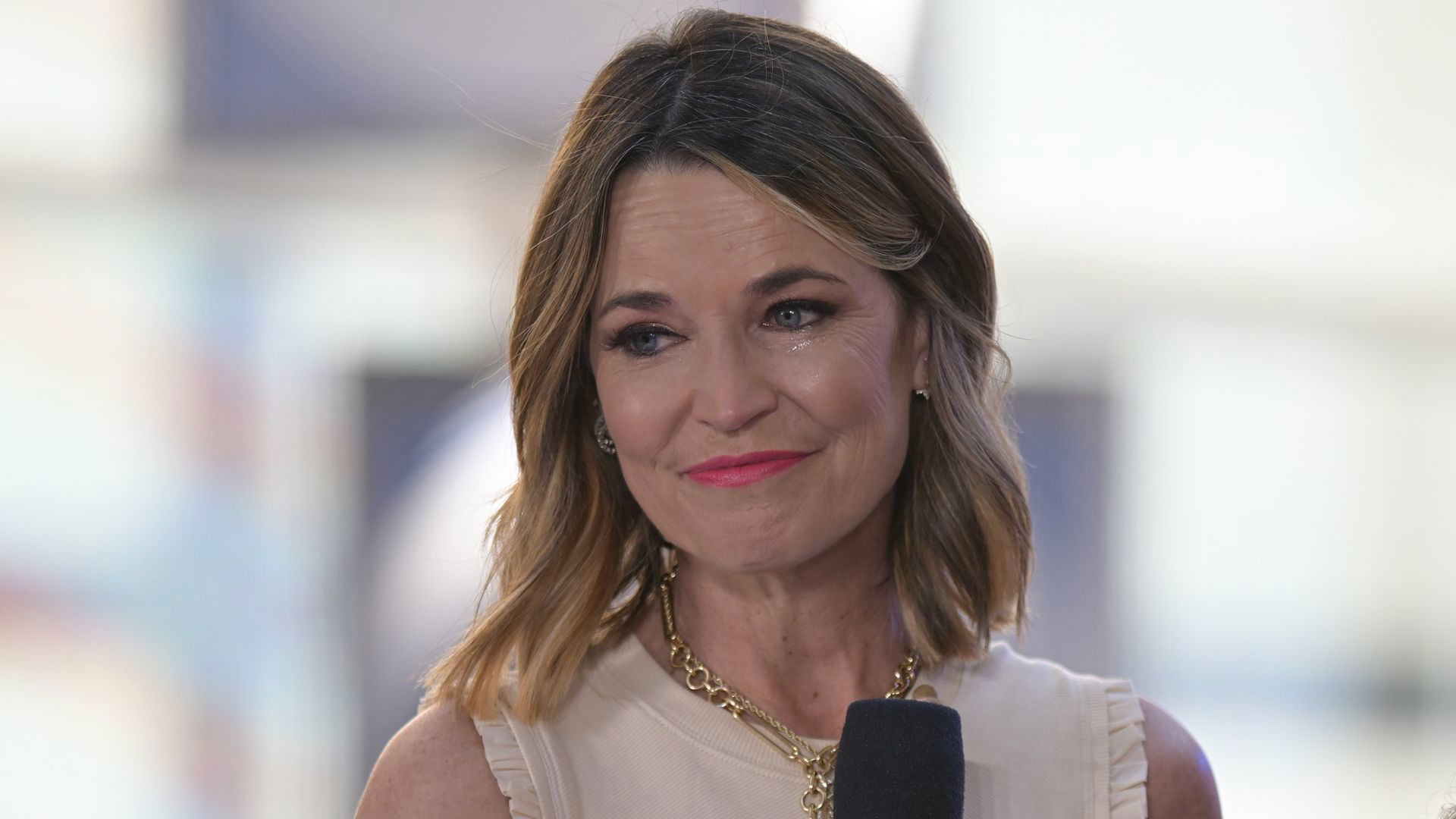 Savannah Guthrie makes rare comment about her “horrific” divorce from ex-husband Mark Orchard: “I don’t want to talk about that traitor — it’s just too painful”