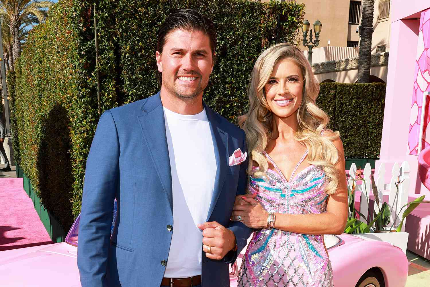 Christina Hall Breaks Silence from Vacation Paradise: “I’m Finally Happy” — as Divorce from Josh Unfolds Behind the Scenes 🌴💔
#ChristinaHall #DivorceDrama #FreshStart