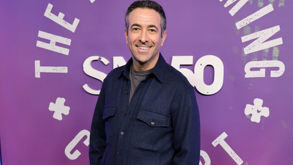 Prominent MSNBC anchor Ari Melber has finalized a significant agreement with a rival network and is preparing to leave the channel — but the big mystery is: who’s bringing him aboard?